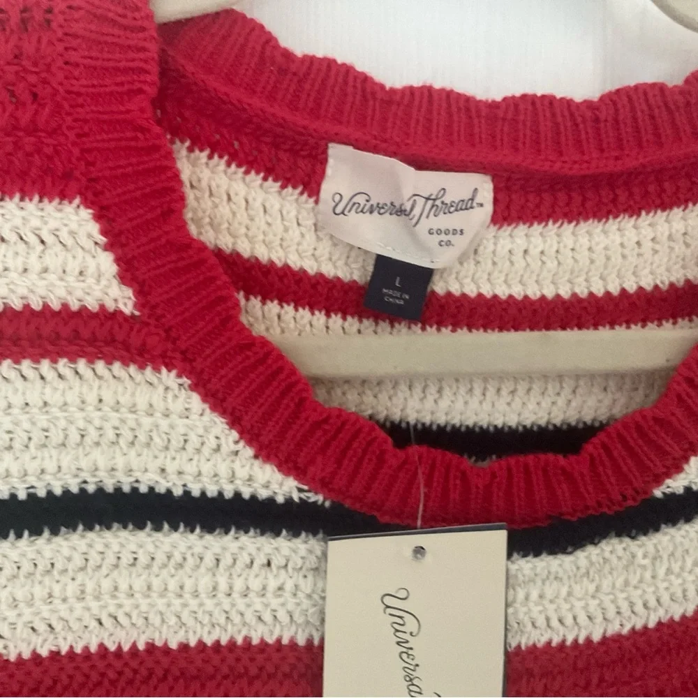 NWT Universal Thread Red/Navy Striped Crewneck Knit Pullover Sweater Size Large - Picture 4 of 7